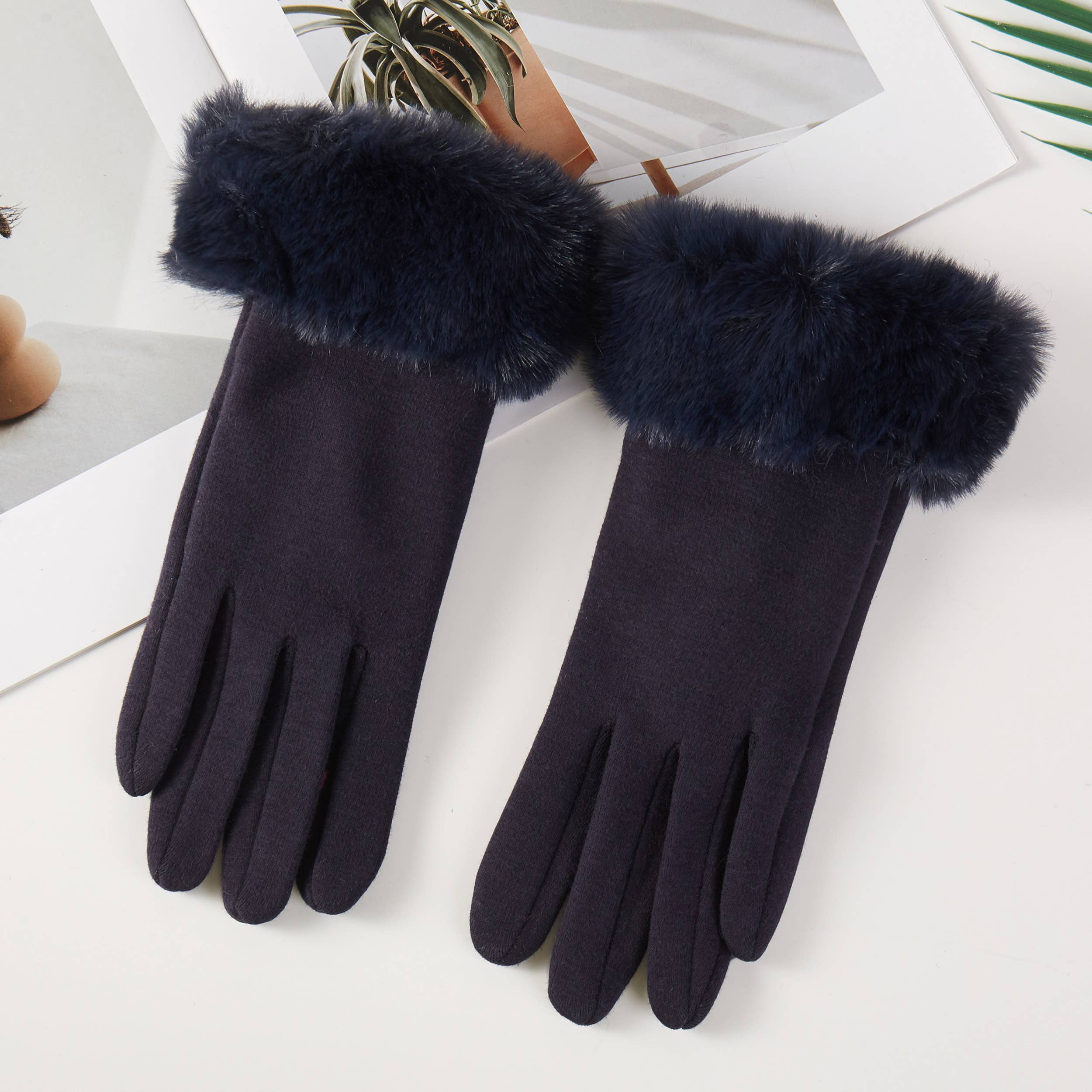 Lola Faux Fur Trim Wrist Cozy Winter Gloves
