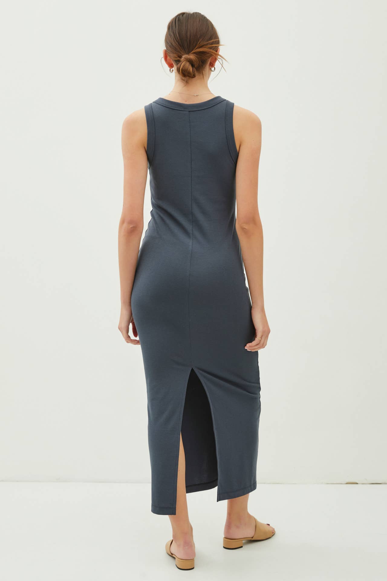 Tella Ribbed Maxi Dress
