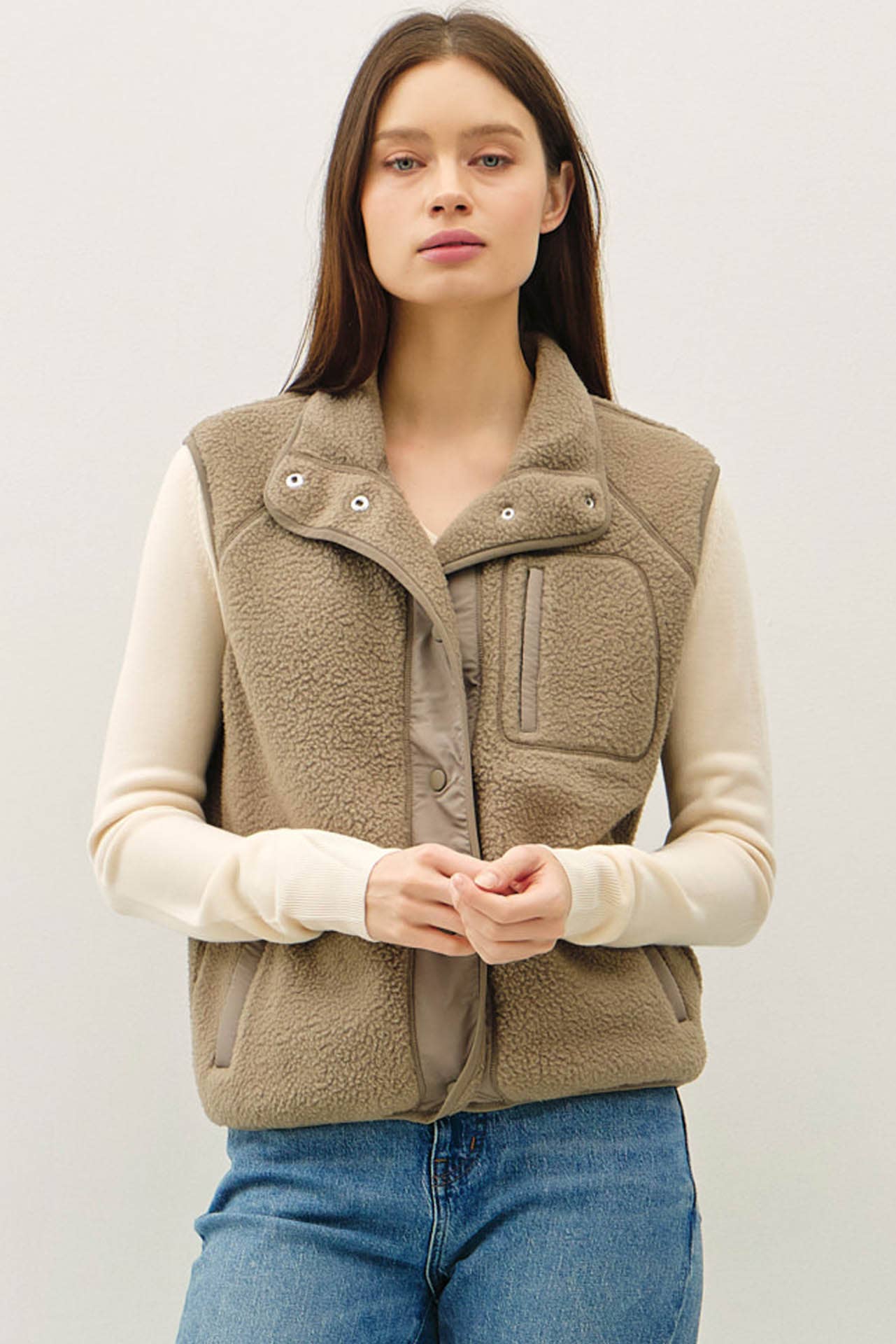 Trey Sherpa Vest