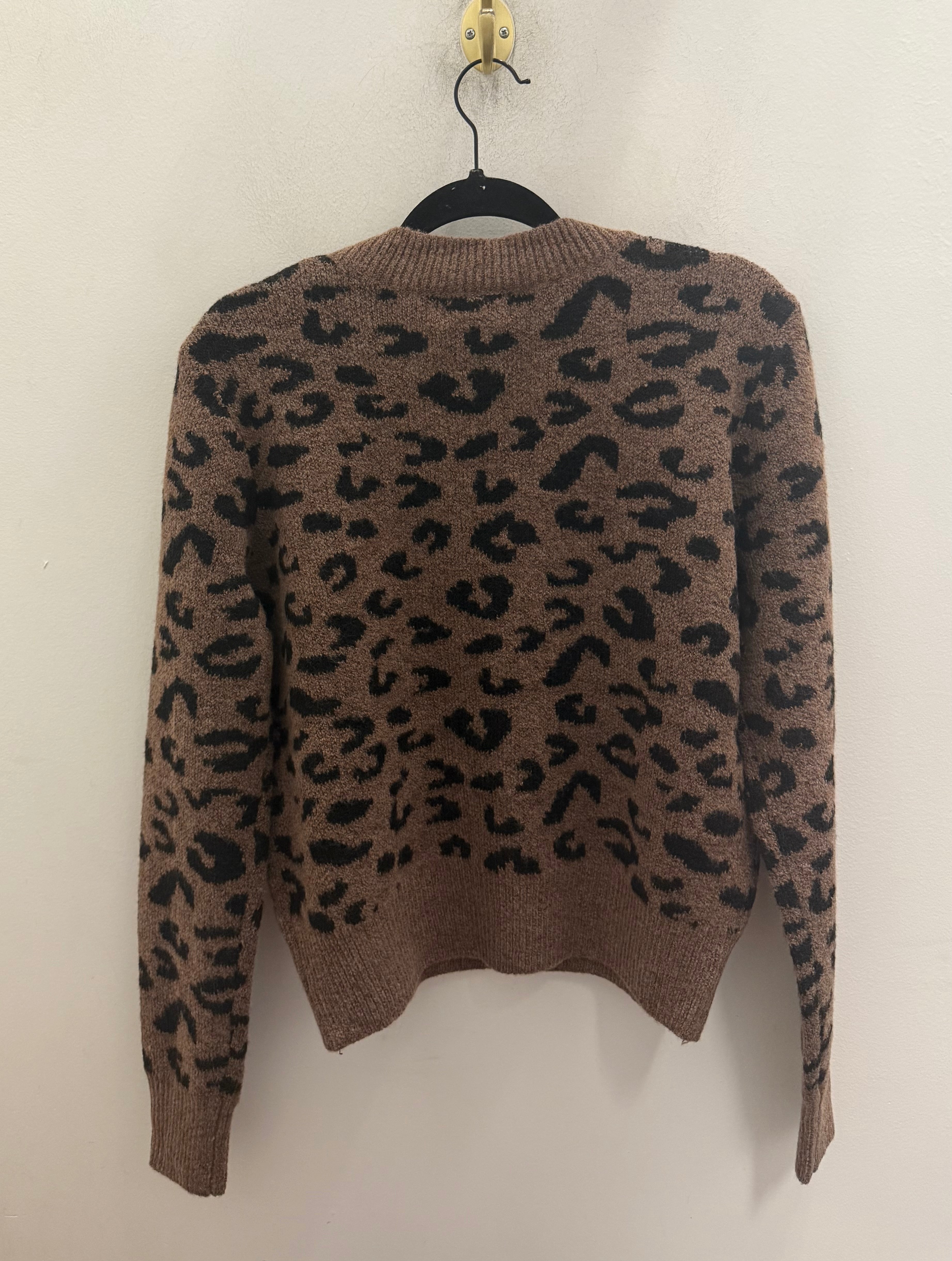 Naeve Leopard Sweater