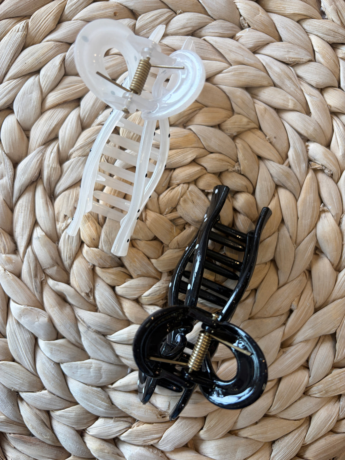 Joe Polka Dot Claw Clip (2 Colors!)
