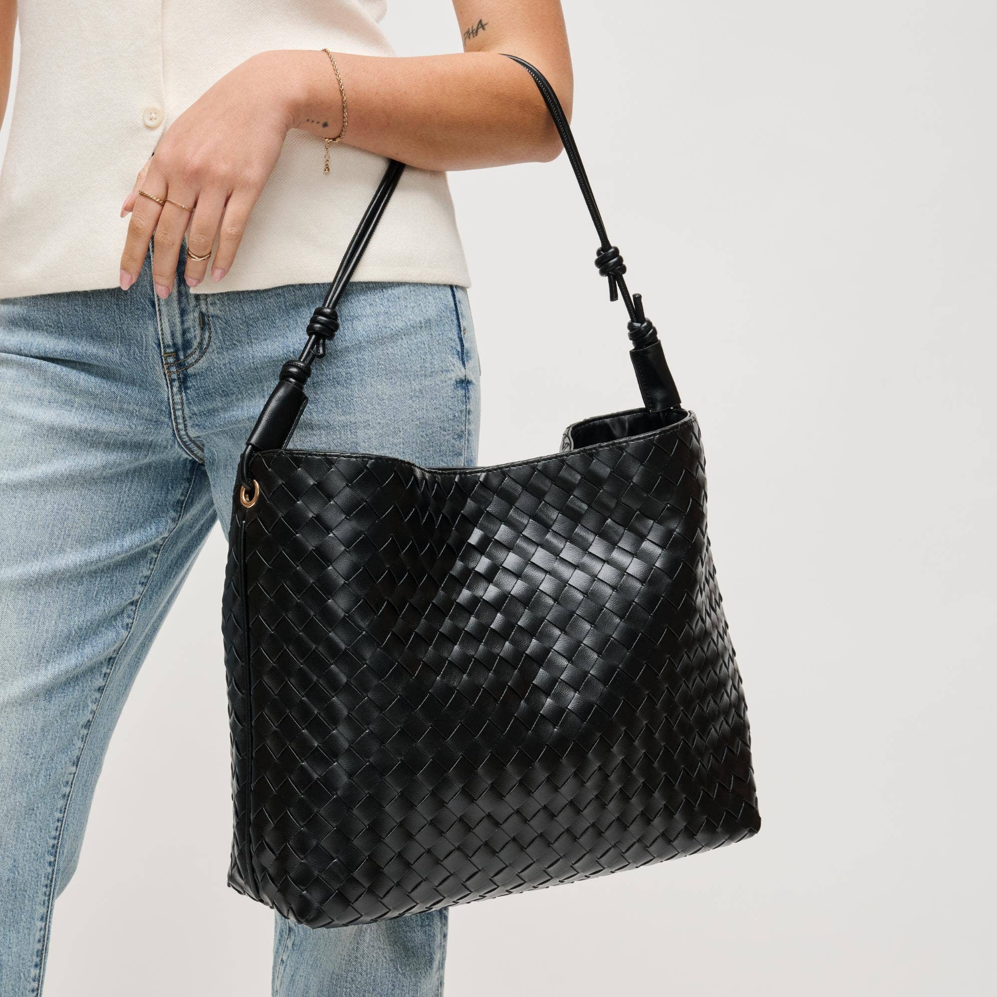 Theo Hobo Handbag (2 Colors!)