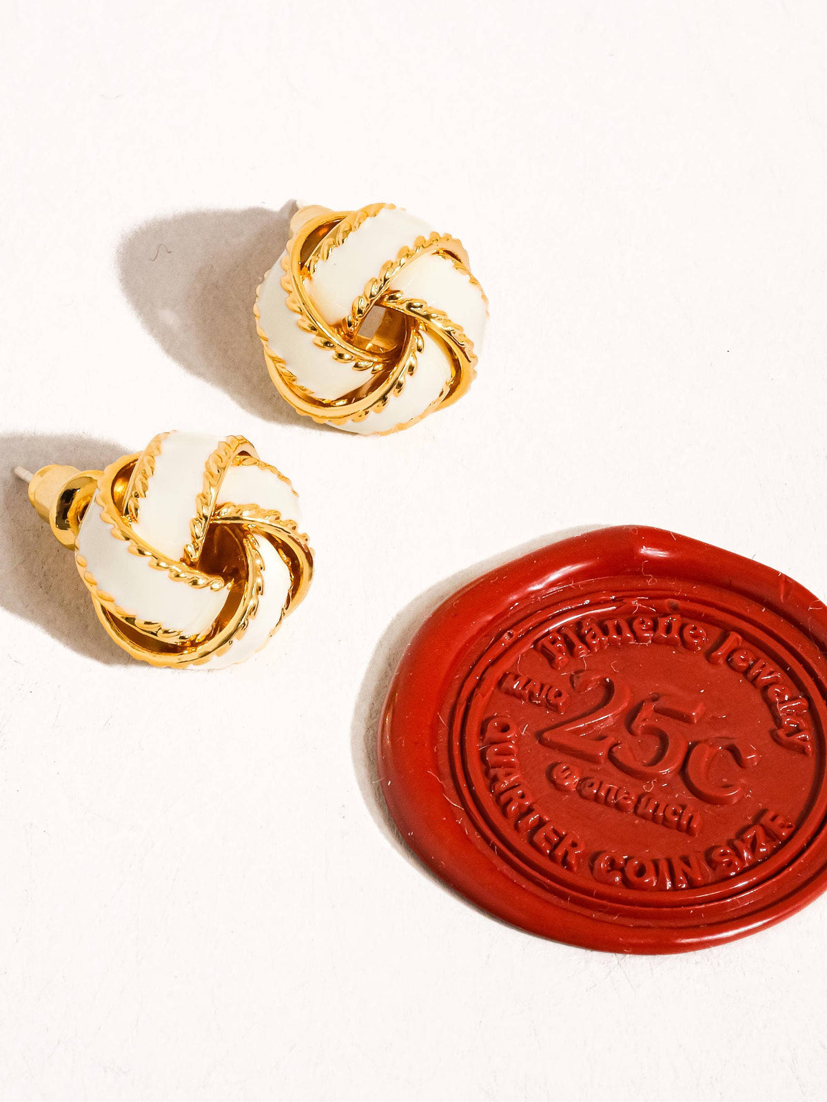 Flânerie by MAIQ Astor 18K Gold Basket Weaved Ball Studs