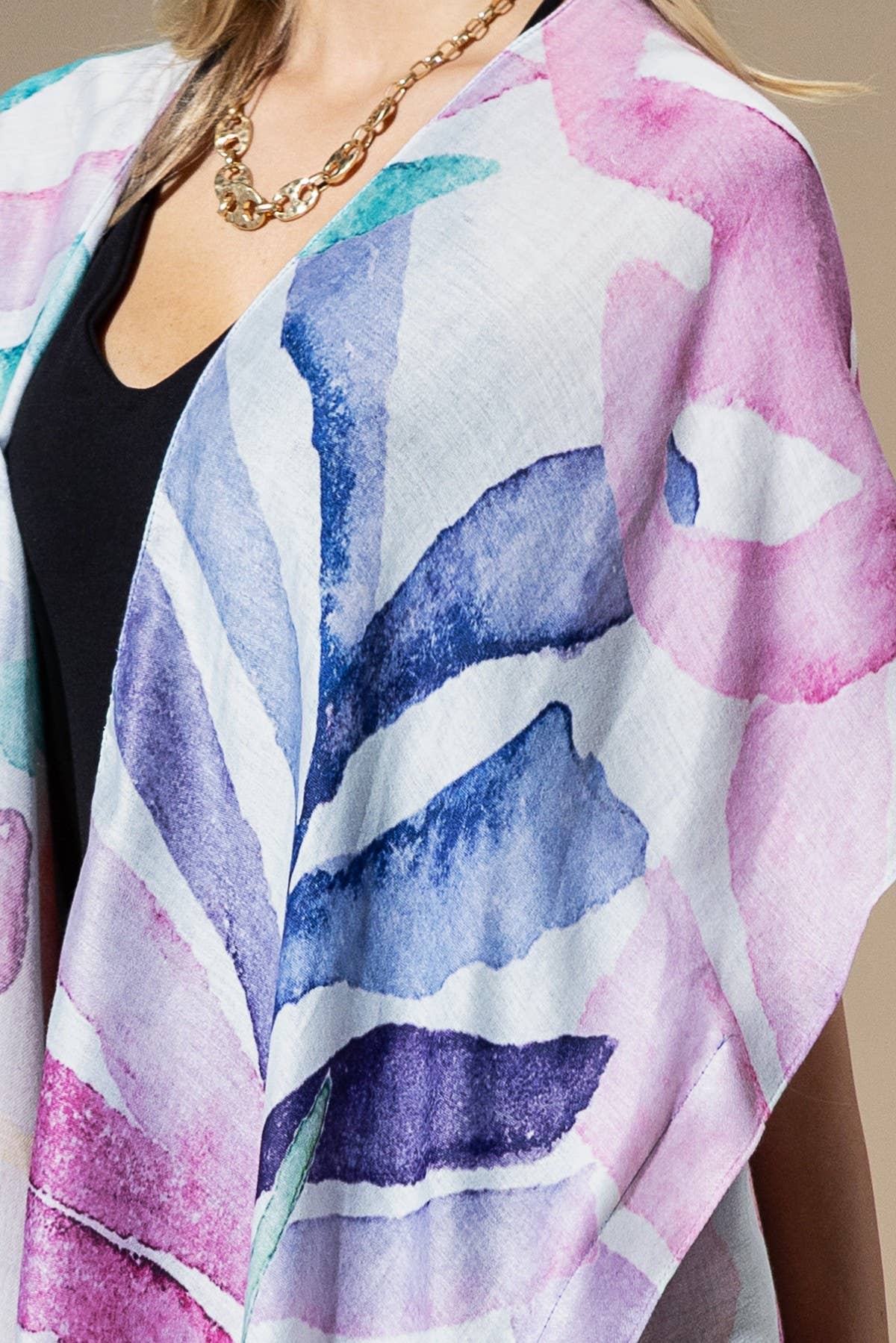 Hillary Watercolor Leaves Print Kimono