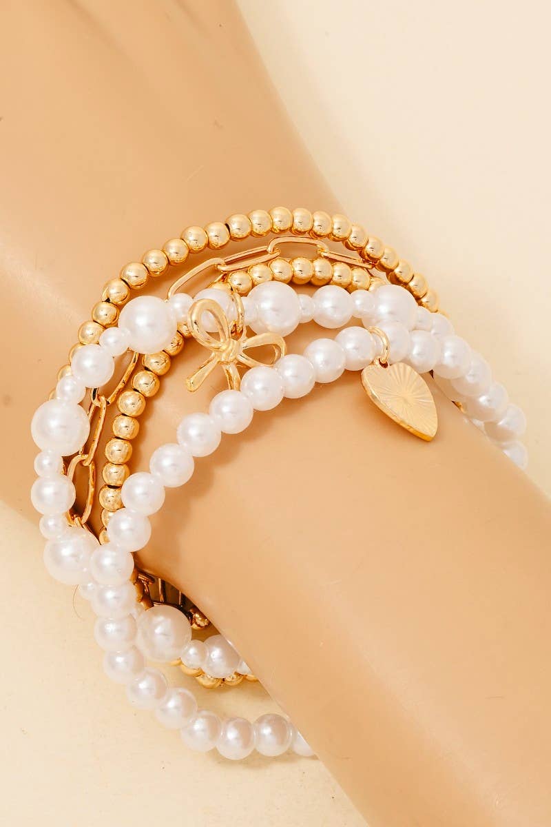 Vay Heart Charm Pearl And Metallic Beads Bracelet Set