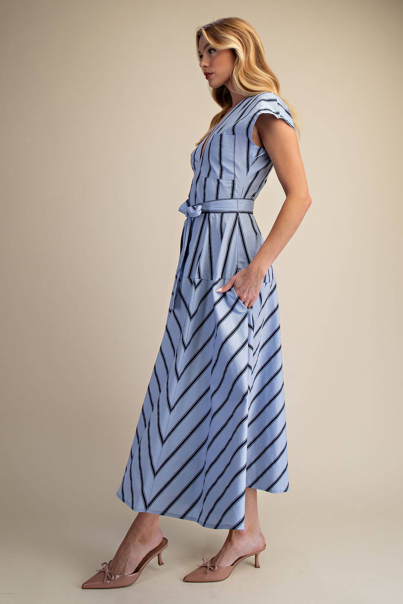 Mae V-Neck Drop Shoulder Waist Tie Midi Dress